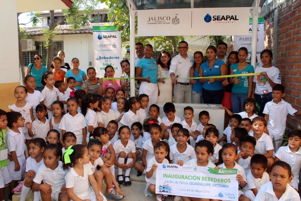 Inauguran bebederos escolares en la colonia Guadalupe Victoria