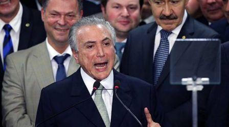 Mitad de brasileños prefiere que Temer siga en el poder