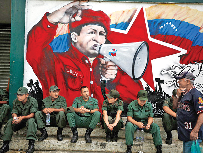 Chavistas se alejan del presidente Nicolás Maduro