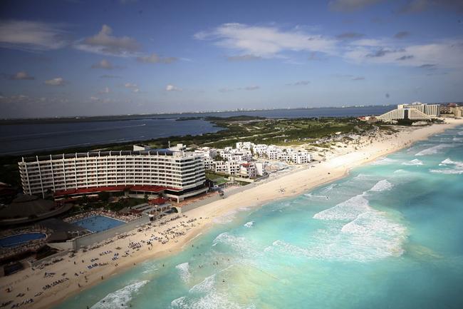 Aeropuerto Internacional de Cancún reabrirá totalmente el 14 de julio