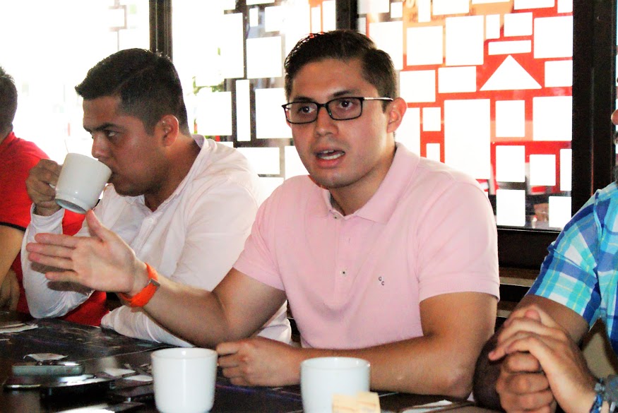 Sufren universitarios de falta de empleo al egresar, reconoce Alan Alvarado Peña
