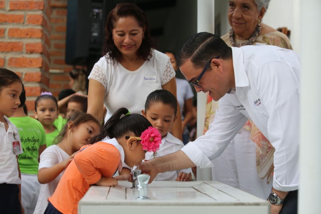 El emblemático Preescolar Ignacio L. Vallarta ya cuenta con Bebederos