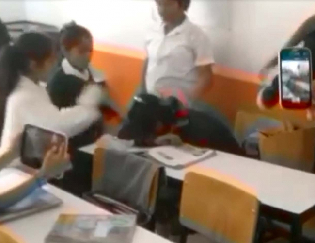 CNDH Tlaxaca investiga si hubo omisión de maestros en humillación a niña