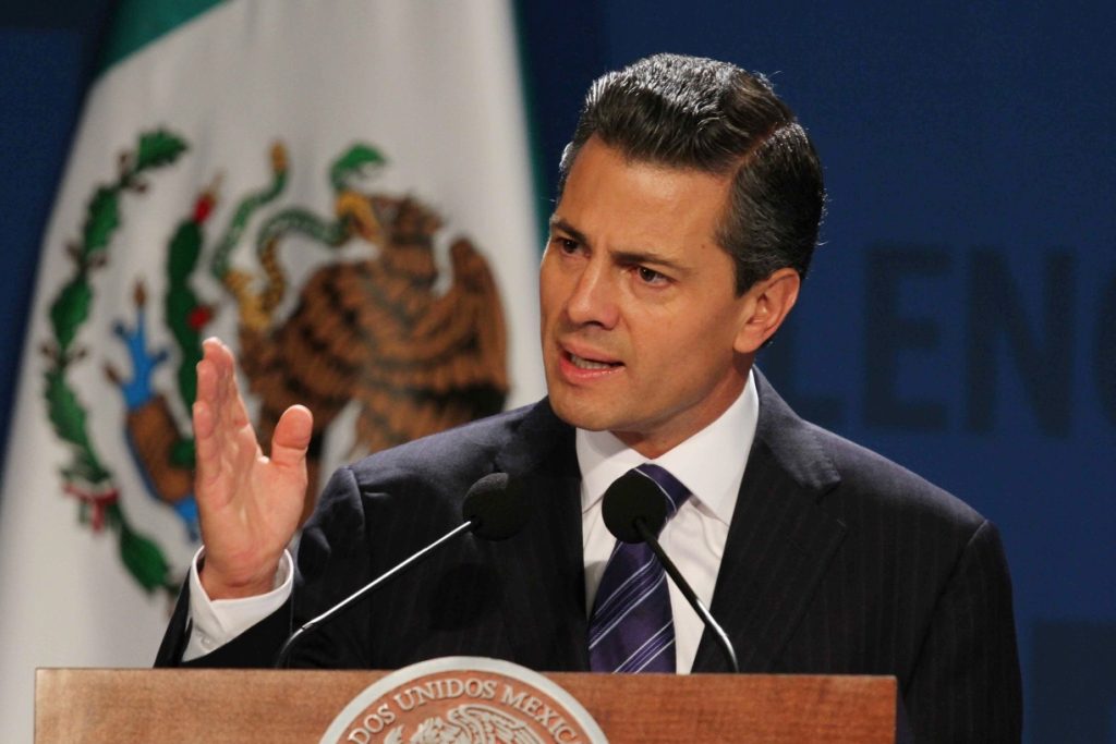 Peña Nieto llama a redoblar esfuerzos en atención a menores de edad