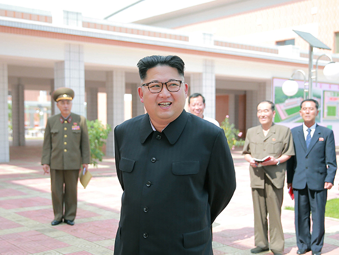 EU impone por primera vez sanciones directas al líder norcoreano