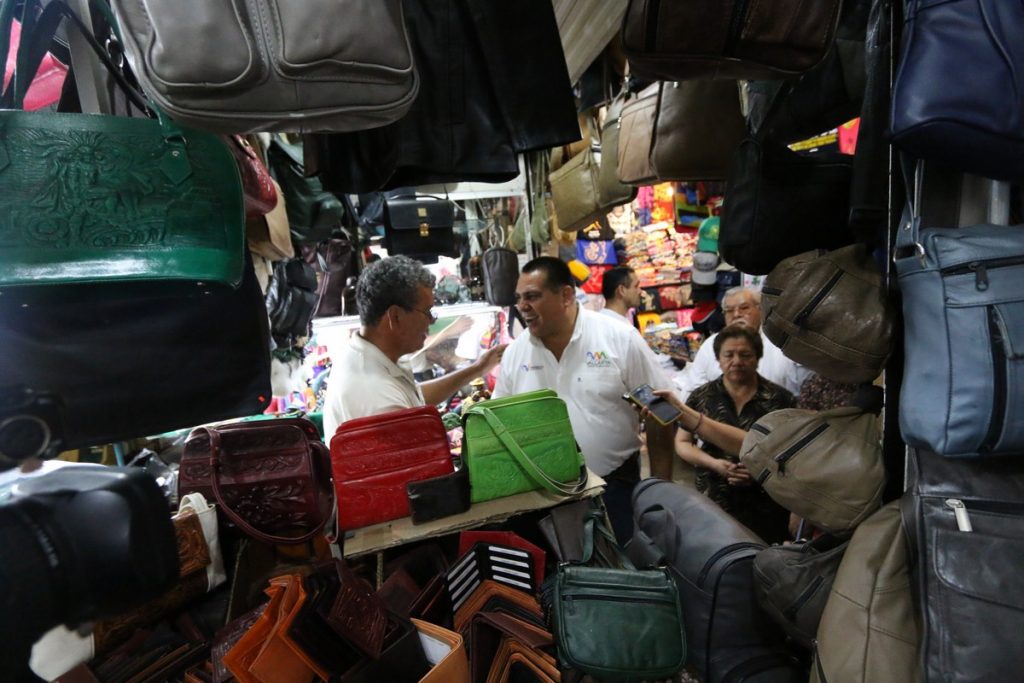 Gobierno impondrá orden en los mercados municipales