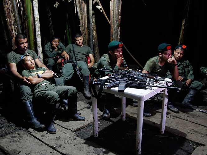 Colombia vive su primer día de paz con las FARC