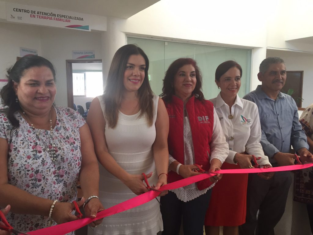 Se inaugura centro de terapia familiar DIF gracias a coordinación estatal y municipal