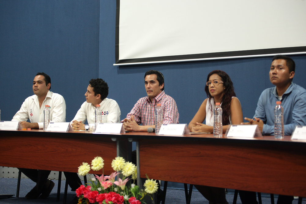 Impericia y desconocimiento de algunos en el “Foro de Participación Juvenil“