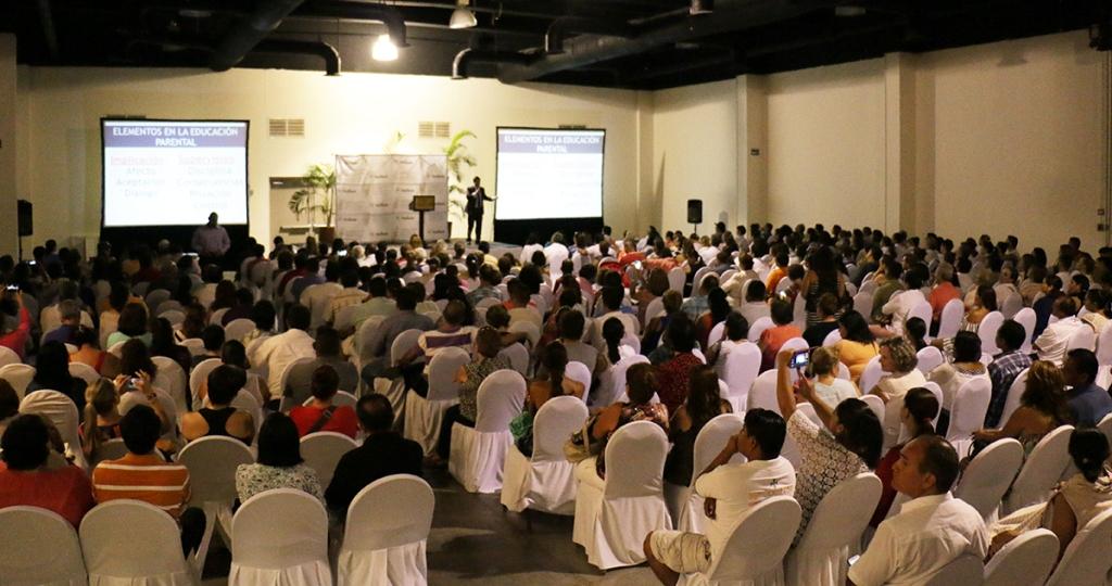 Excelente respuesta a las conferencias en pro de la unión familiar