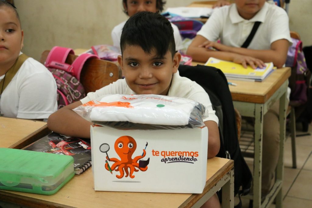 Inicia el registro de alumnos de primer ingreso al programa de uniformes y zapatos