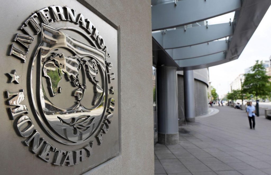 Debilidad del comercio mundial persistirá en el corto plazo: FMI