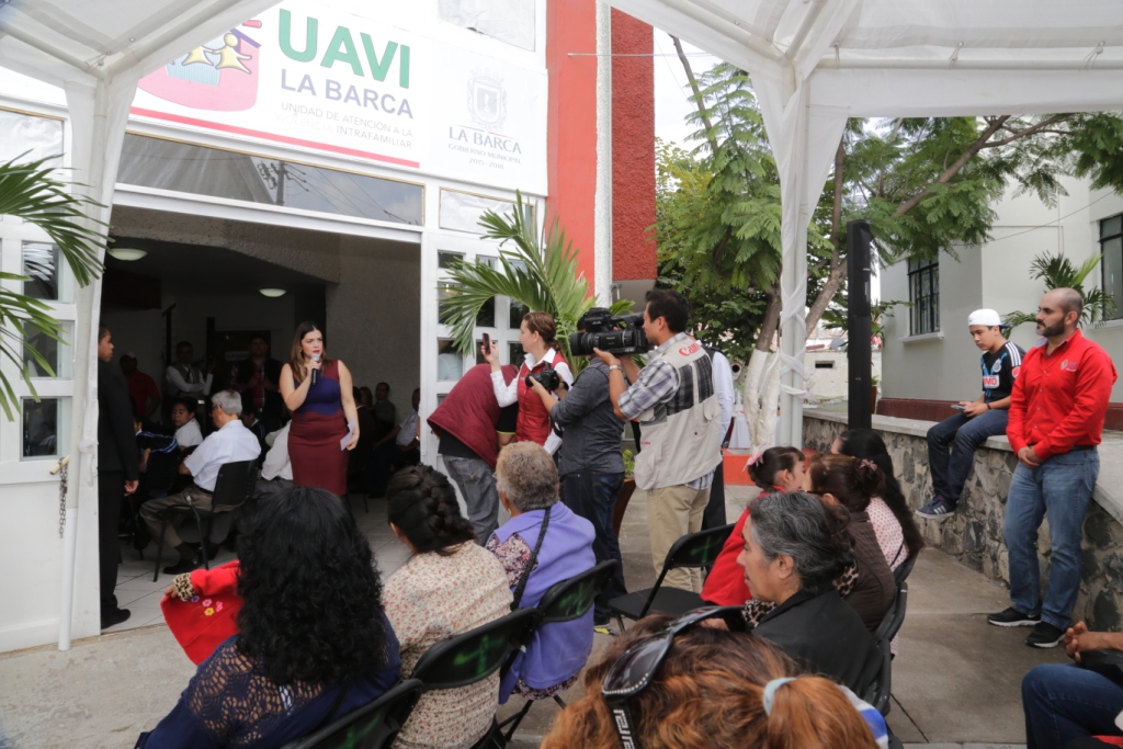 Fortalece DIF Jalisco lucha contra la violencia intrafamiliar en La Barca