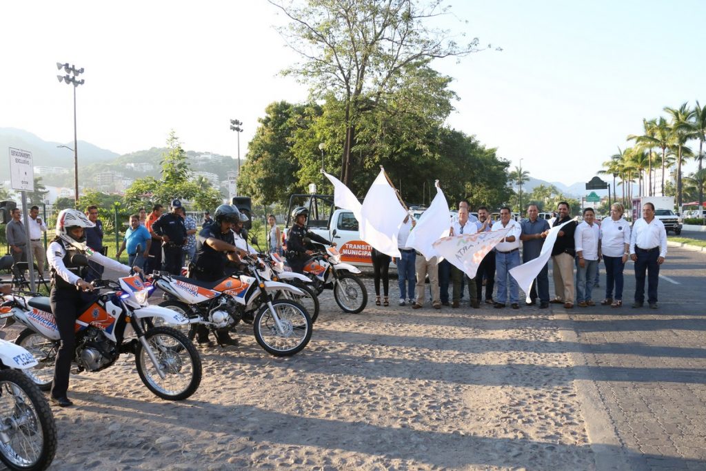 Policía y Vialidad Municipal de Puerto Vallarta recibe 11 motocicletas nuevas