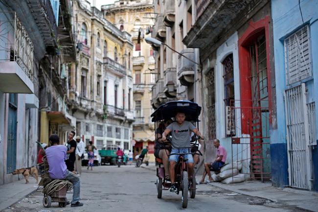Cuba ampliará acceso a internet para hogares