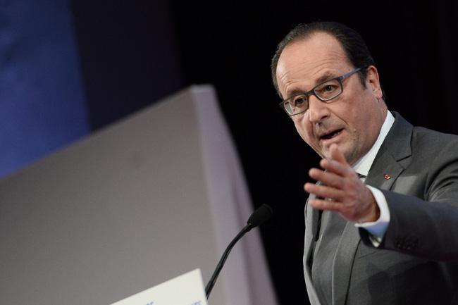 Hollande critica a EU por las enormes multas a empresas europeas