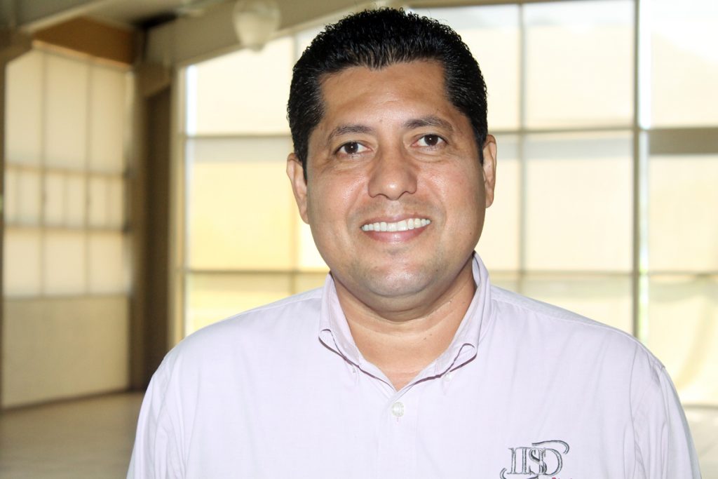 Ratifican a Roberto González al frente del Tecnológico Superior de Jalisco en PV