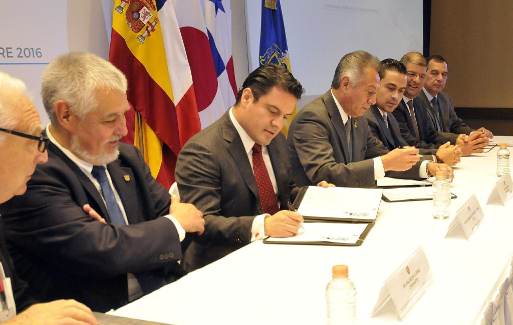 Jalisco firma Declaratoria para que SAMU´s operen con número único