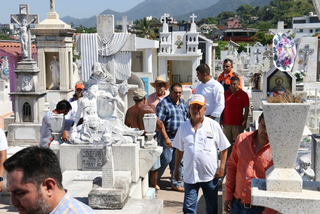 Panteones tendrán aforos limitados durante visita en Día de Muertos