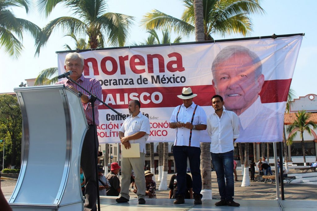 Roban 500 mil mdp a México, el PRI, el PAN y el PRD: AMLO