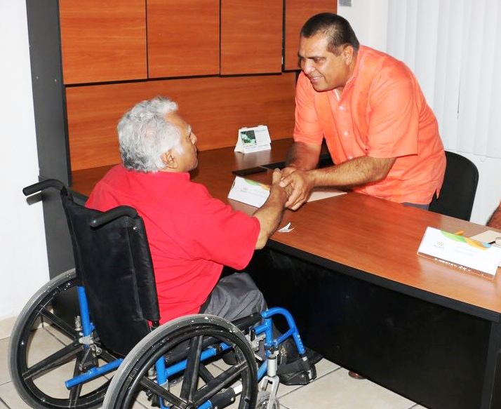 “Miércoles Contigo” llega a El Pitillal de la mano de Arturo Dávalos