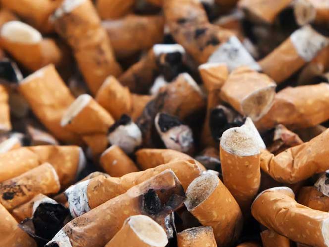 Fumar un paquete diario de cigarros causa mutaciones a pulmones