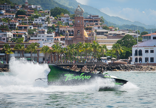 Vive en Puerto Vallarta “La montaña rusa del mar”