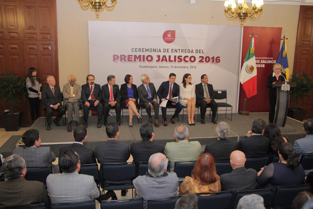 Premio Jalisco 2016, necesario divulgar el trabajo y compromiso: Gobernador