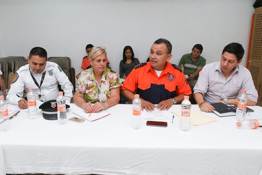 Garantizan seguridad en Puerto Vallarta por festejos de fin de año