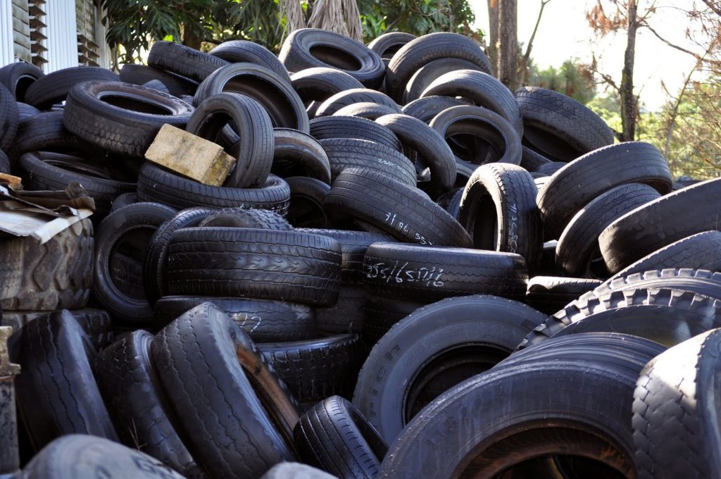 Desecha Puerto Vallarta más de 100 mil llantas anualmente