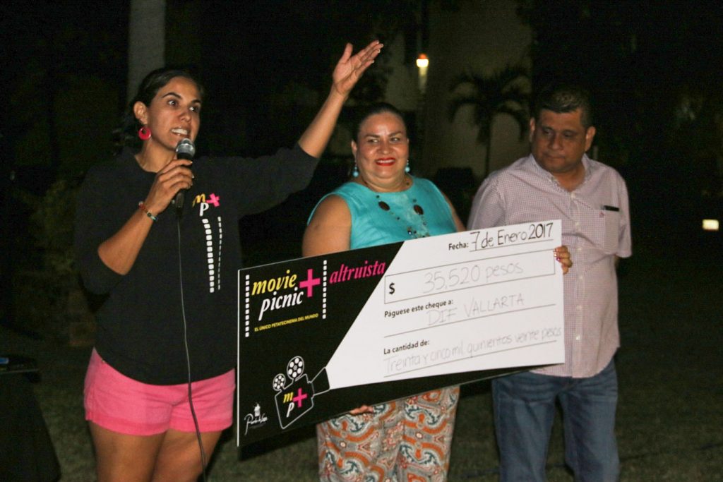Recauda DIF más de 35 mil pesos de Movie+Picnic para la URR