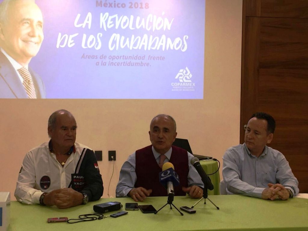 Pugna Pedro Ferriz de Con por un “México digno” en Puerto Vallarta