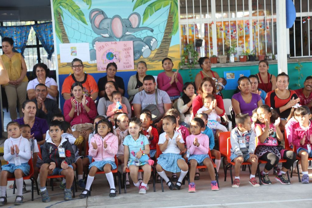 Todas las escuelas de El Pitillal tienen Bebederos