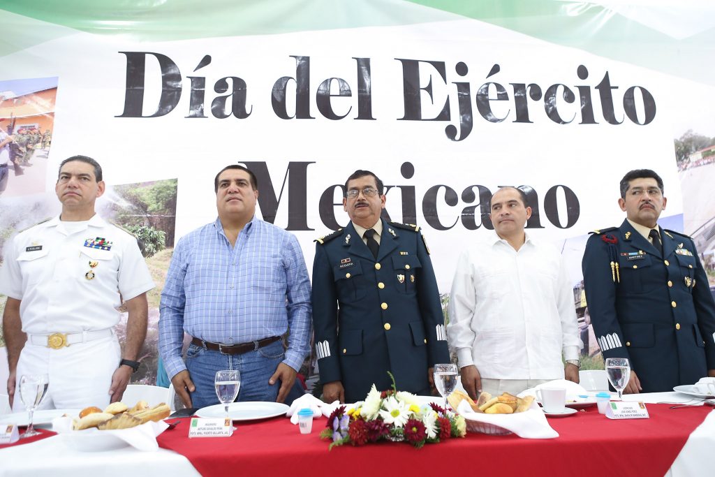 Conmemoran en PV el 104 aniversario del Ejército Mexicano