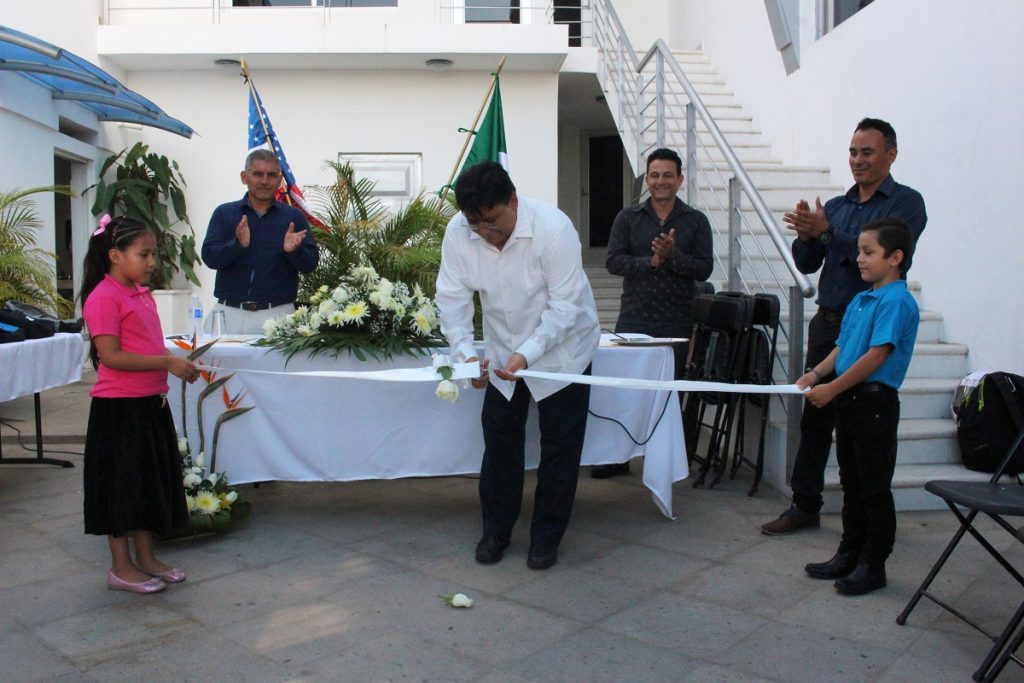 Imparte la Luz del Mundo idioma francés, inglés, portugués y japonés en P. Vallarta