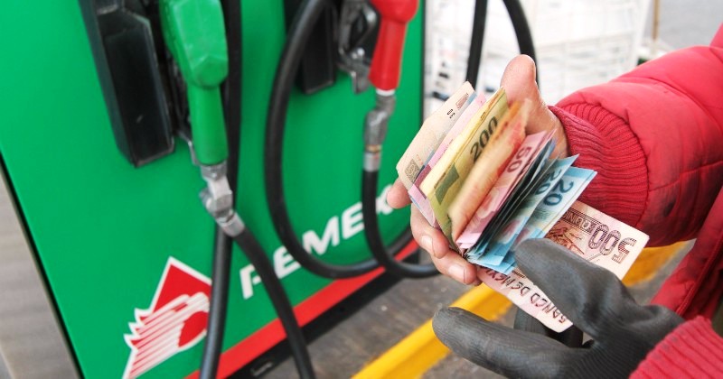 Gasolina no subirá hasta el 17 de febrero: SHCP