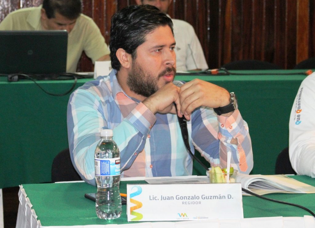 Recula Gonzalo Guzmán; pedirá desechar propuesta de transporte gratis a burócratas