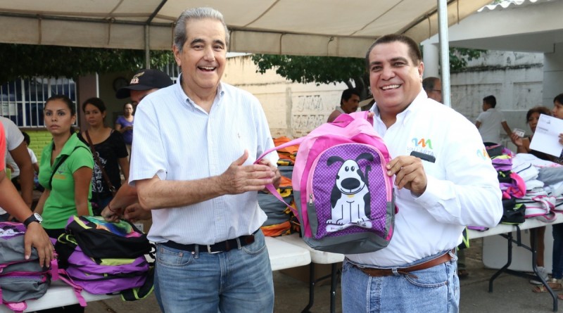 Acuerda PV acceder al programa “Mochilas con Útiles” edición 2017