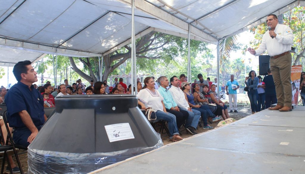 Resalta Dávalos que Puerto Vallarta no permitirá instalación de espectaculares