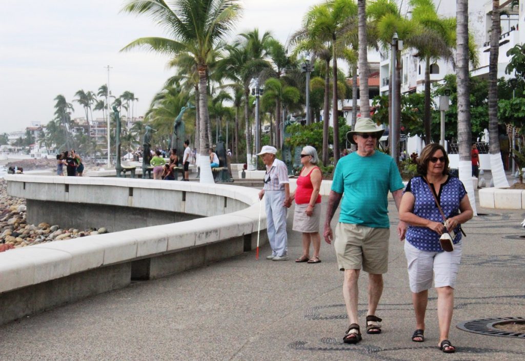 Sin regular el 30% del turismo hospedado en PV: Observatorio Turístico