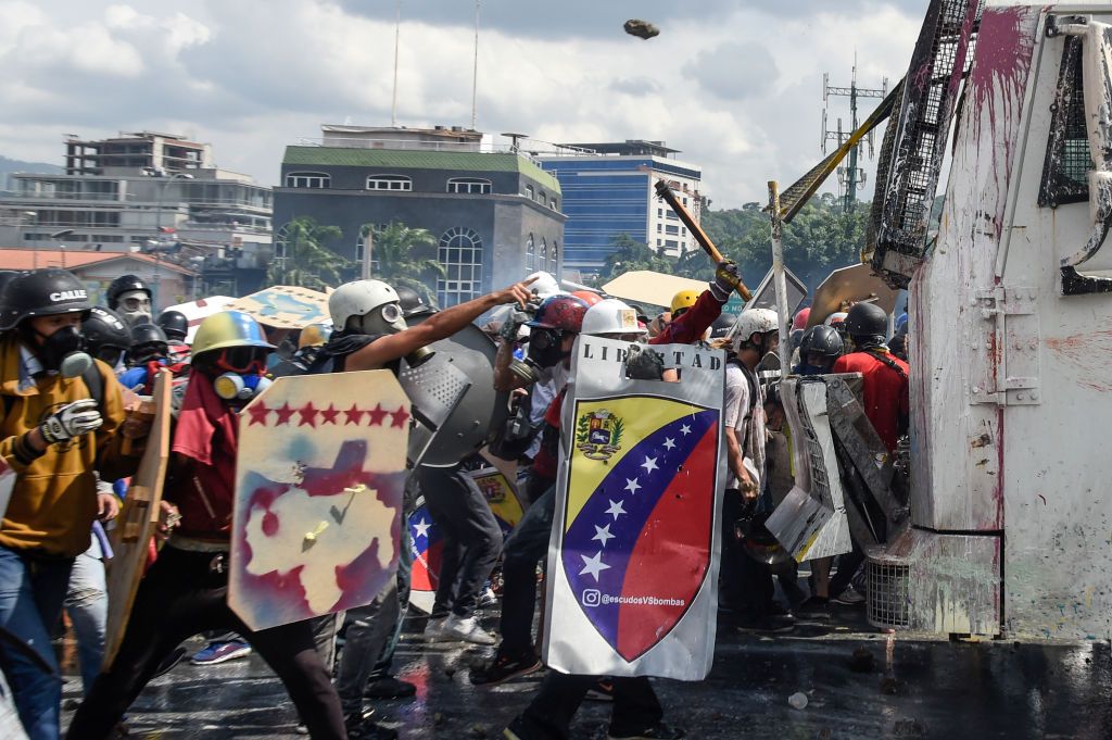 Van 56 muertos por protestas que claman paz y progreso en Venezuela