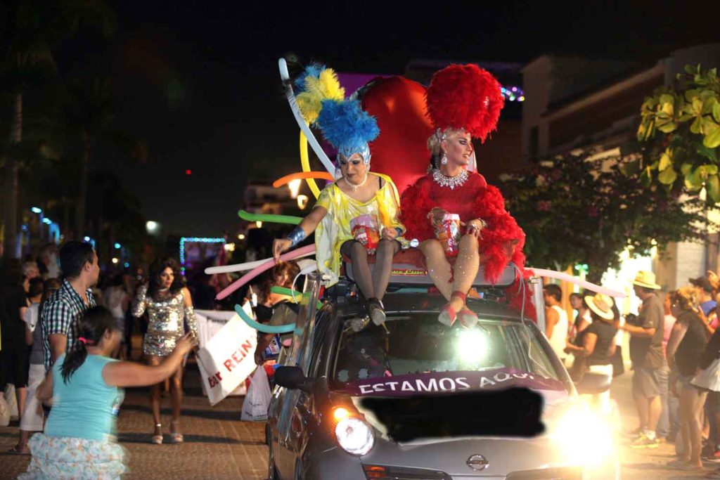 Desfila este miércoles por el Malecón el Festival Vallarta Pride 2017