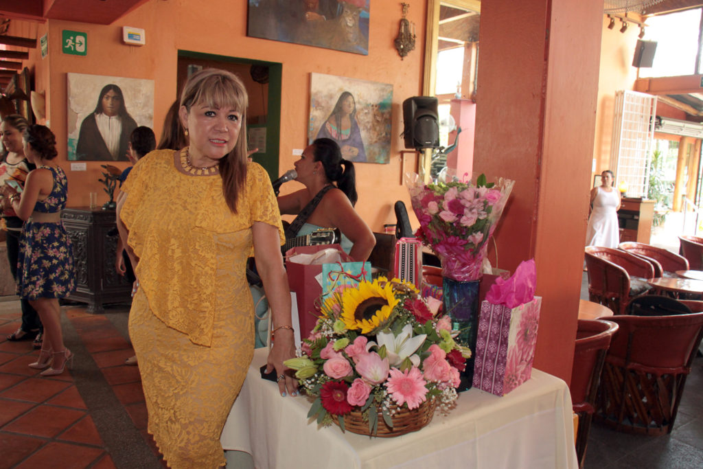 Celebra Laurel Carrillo aniversario de vida