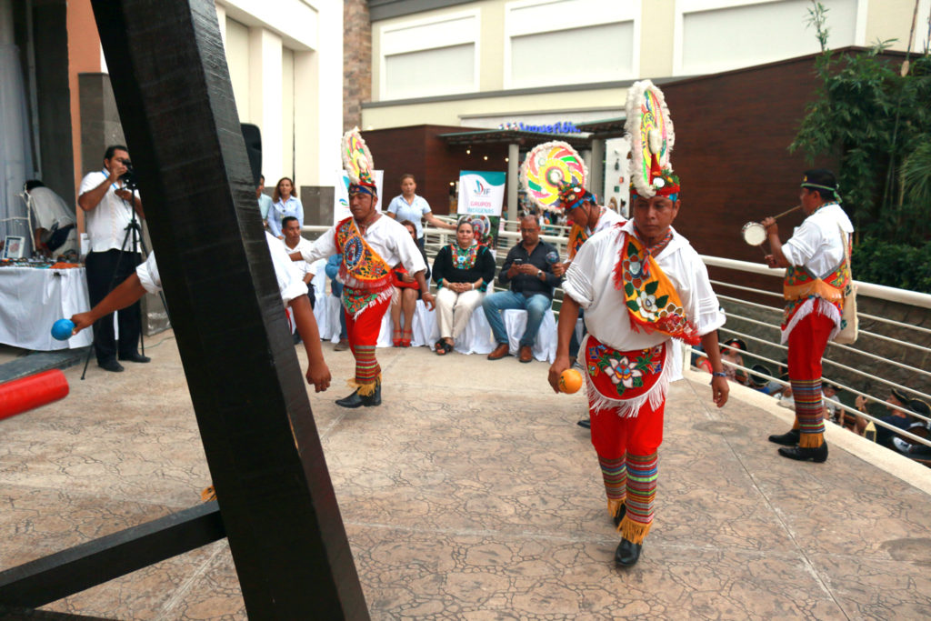 Inaugura DIF Semana de los Pueblos Indígenas en La Isla