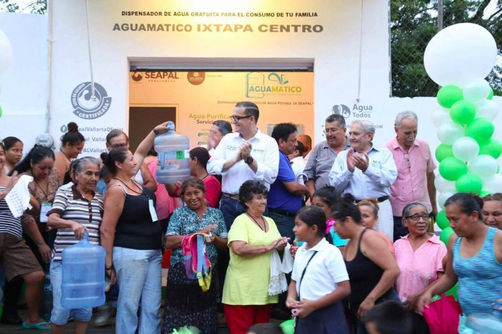 Son ya 20 los Aguamáticos entregados en Vallarta por SEAPAL
