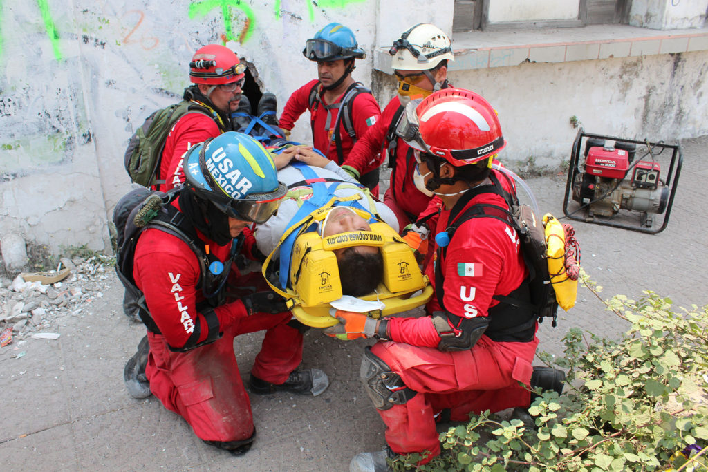 Grupo USAR Vallarta viaja a la capital del país