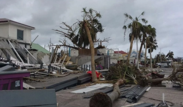 Florida busca regresar a la normalidad tras el paso de 'Irma'