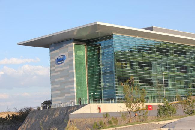 Intel apuesta por el talento mexicano en su centro de innovación tapatío