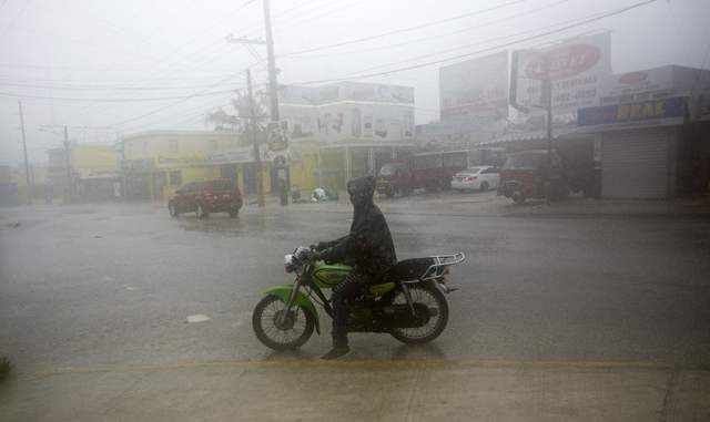 ‘María’ deja a Puerto Rico como zona de “gran desastre”