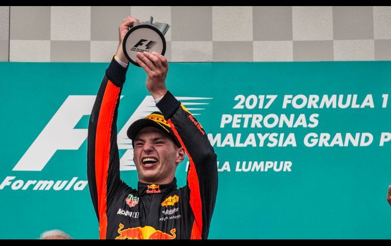 Max Verstappen triunfa en Sepang